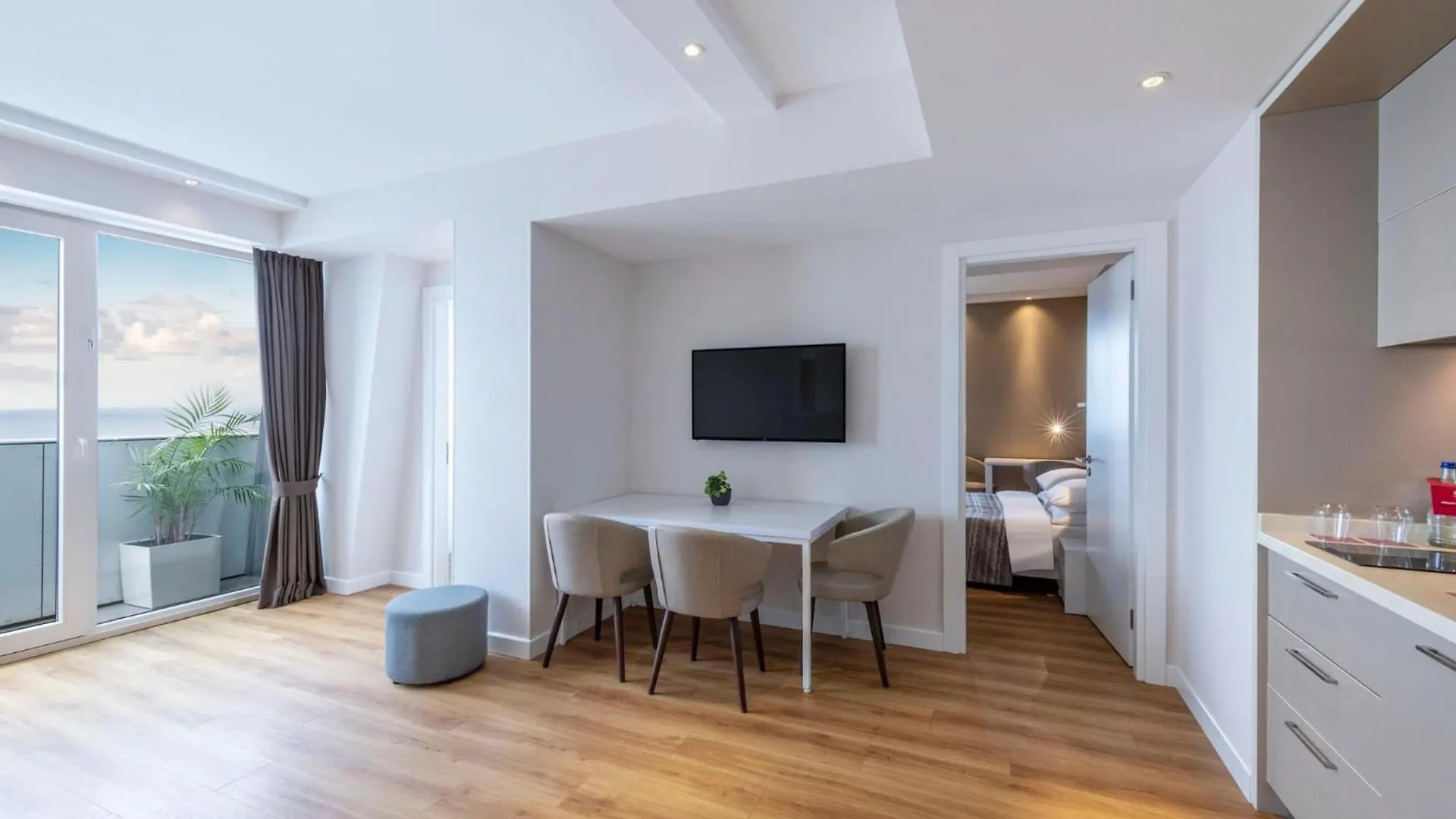 Batumi Aparthotel By Marriott Georgien